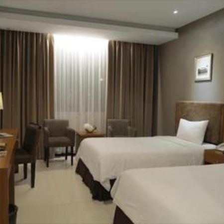 Grage Hotel Cirebon Exteriér fotografie